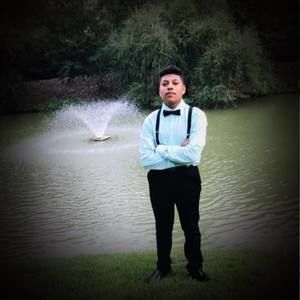 Meet your Posher, Emmanuel